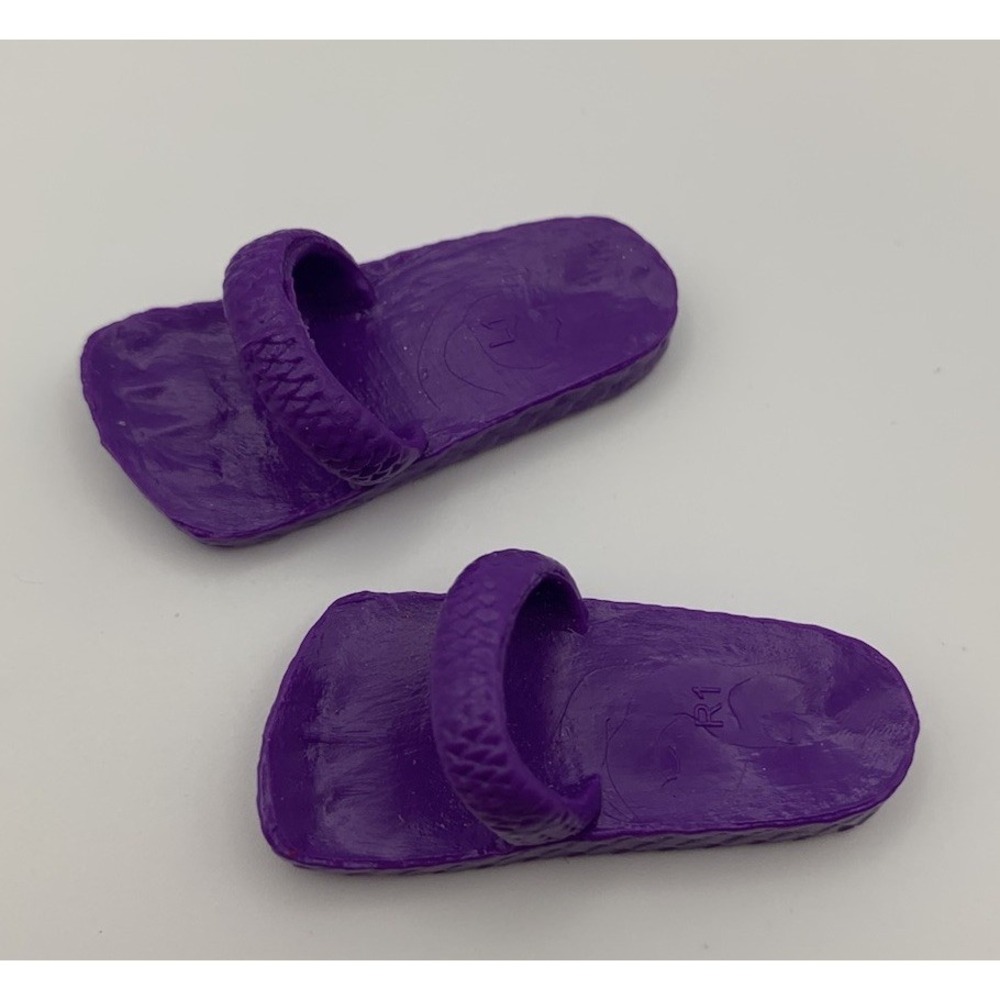 Monster High Doll ~  Gil Webber Mansters Purple Sandals